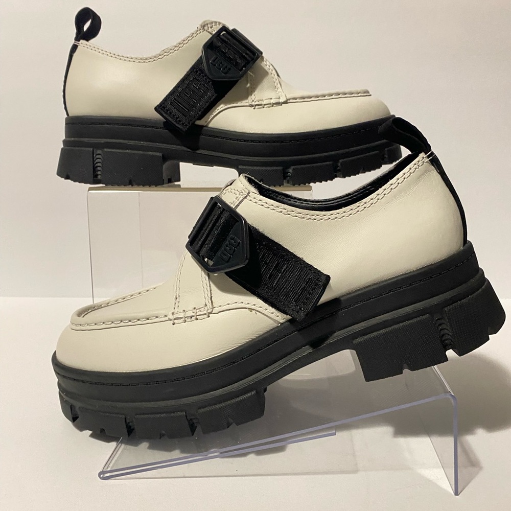 UGG Ashton Platform Strap Loafers white Leather Chunky Lug Sole Women’s 7 NEW - Picture 2 of 10